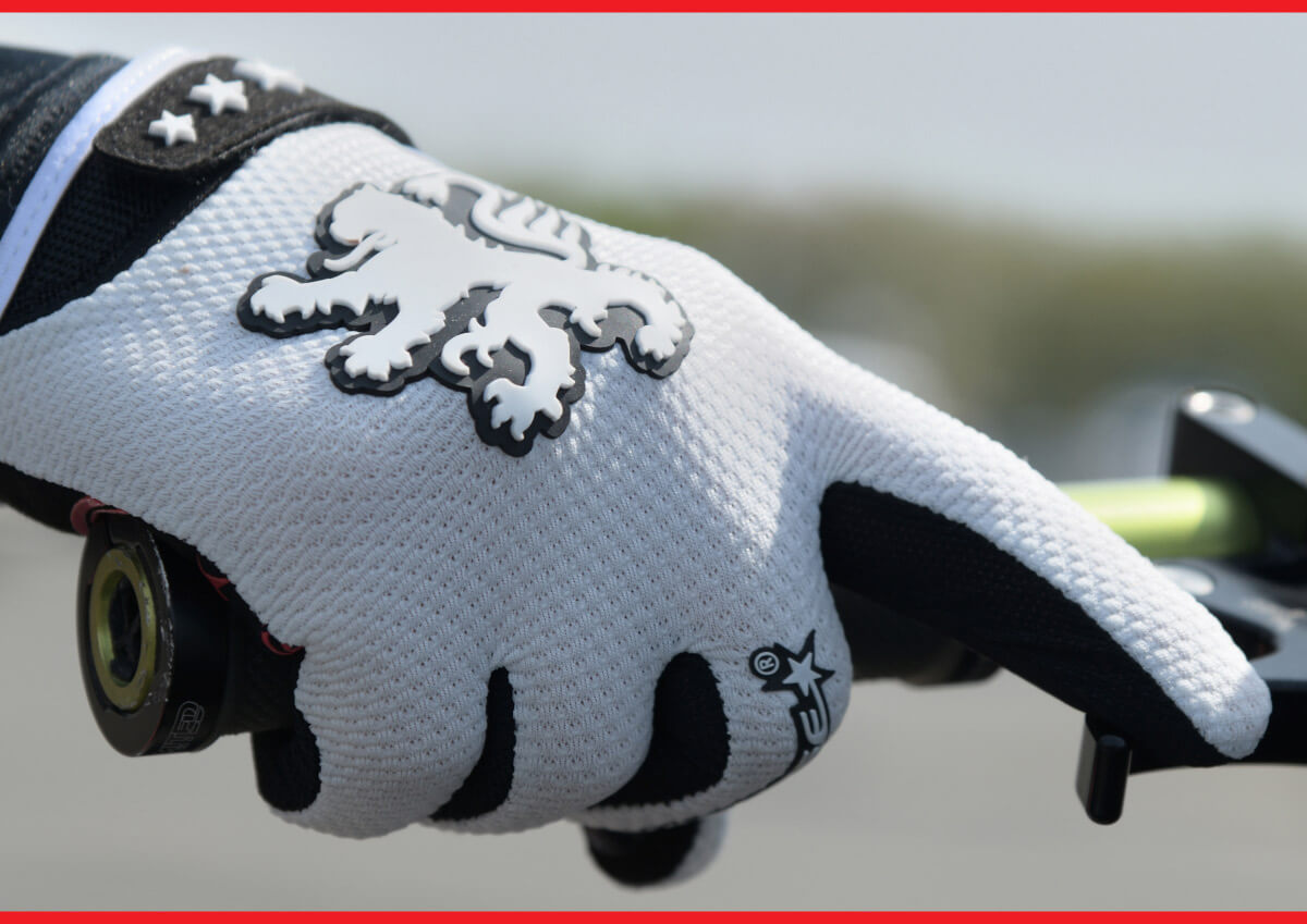  2重　スキー　バイク　グローブ Mサイズ 通勤 Black Diamond 2重 スキー バイク グローブ Mサイズ 通勤