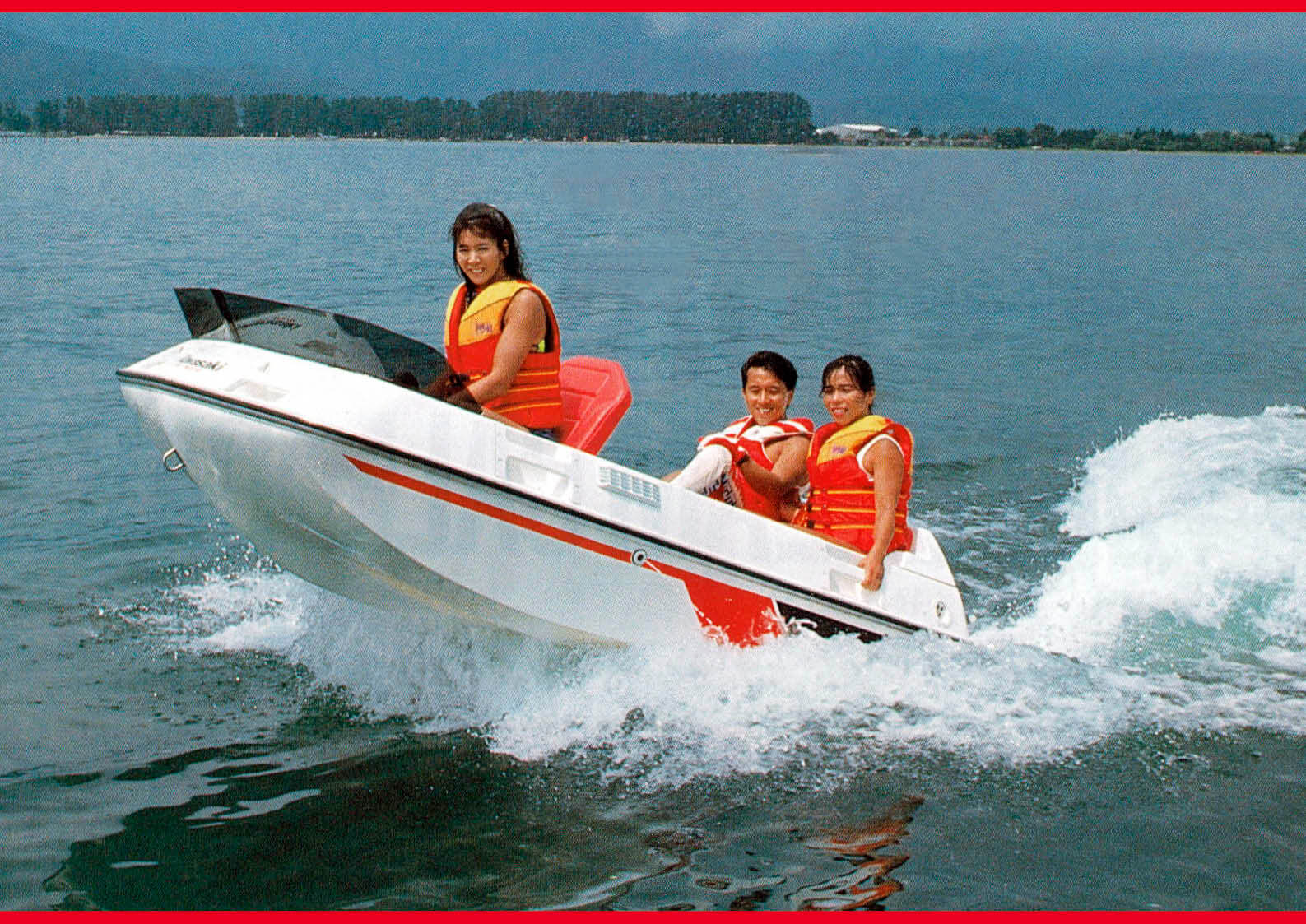 こんな乗り物、ほかにない！ 水の上を走るお座敷！ カワサキの異端児